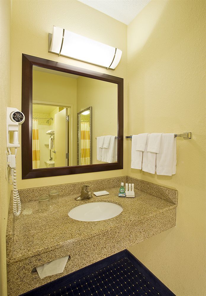 Springhill Suites Dulles Airport Sterling Dış mekan fotoğraf